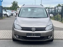Braun Gebraucht 2010 VW Golf Plus Cross Comfortline Van / Kleinbus | 6.990 € (Fairer Preis)
