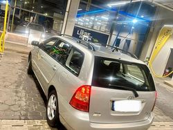 Silber Gebraucht 2006 Toyota Corolla Kombi | 4.200 € (Fairer Preis)