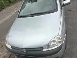 Grau Gebraucht 2001 Opel Corsa Kleinwagen | 580 € (Guter Preis)