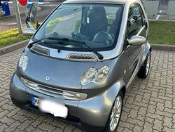 Grau Gebraucht 2005 Smart ForTwo Coupé Basis Kleinwagen | 1.900 € (Guter Preis)