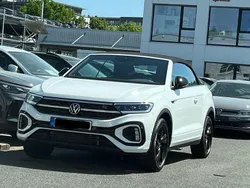Weiß Gebraucht 2024 VW T-Roc Cabriolet R-line Cabrio | 34.650 € (Fairer Preis)