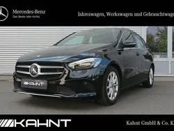 Schwarz Gebraucht 2019 Mercedes B200 Progressive Van / Kleinbus | 21.690 € (Guter Preis)