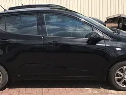 Schwarz Gebraucht 2013 Hyundai i10 Intro Edition Kleinwagen | 5.990 € (Etwas zu teuer)
