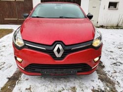 Rot Gebraucht 2018 Renault Clio IV Intens Limousine | 8.800 € (Fairer Preis)