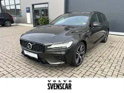 Grau Gebraucht 2021 Volvo V60 R-Design Kombi | 33.990 € (Fairer Preis)