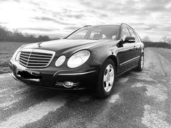 Schwarz Gebraucht 2006 Mercedes E320 Avantgarde Kombi | 4.999 € (Etwas zu teuer)