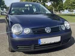 Blau Gebraucht 2003 VW Polo Kleinwagen | 1.450 € (Fairer Preis)