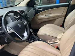 Braun Gebraucht 2011 Lancia Delta Limousine | 6.900 €