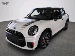 Weiß Gebraucht 2024 Mini John Cooper Works Kleinwagen | 34.109 € (Fairer Preis)