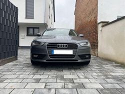 Grau Gebraucht 2012 Audi A4 Ambiente Kombi | 8.700 € (Etwas zu teuer)