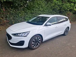 Weiß Gebraucht 2024 Ford Focus Kombi | 20.700 € (Superpreis)