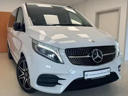 Weiß Gebraucht 2020 Mercedes V300 AMG line Van / Kleinbus | 36.400 € (Fairer Preis)