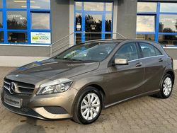 Braun Gebraucht 2013 Mercedes A180 Limousine | 12.000 € (Fairer Preis)