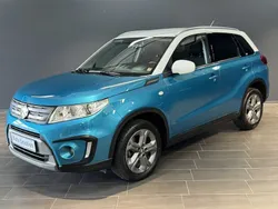 Blau Gebraucht 2015 Suzuki Vitara Club SUV | 11.680 € (Guter Preis)