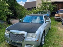 Grau Gebraucht 2004 Chrysler 300C Limousine | 2.000 €