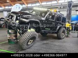Schwarz Gebraucht 2018 Jeep Wrangler Unlimited SUV | 199.900 €