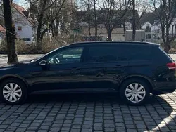 Schwarz Gebraucht 2018 VW Passat Kombi | 16.500 € (Teuer)