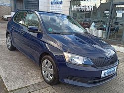 Blau Gebraucht 2016 Skoda Fabia Kleinwagen | 6.390 € (Fairer Preis)