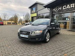 Grau Gebraucht 2006 Audi A4 S-Line Kombi | 1.990 € (Guter Preis)