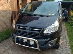 Schwarz Gebraucht 2015 Ford Tourneo Custom Van / Kleinbus | 16.999 € (Teuer)