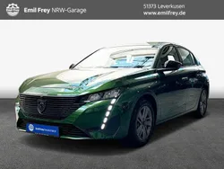 Olivine grün metallic Gebraucht 2024 Peugeot 308 Active Limousine | 19.950 €