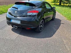 Schwarz Gebraucht 2010 Renault Mégane III R.S. Coupé | 15.299 € (Fairer Preis)