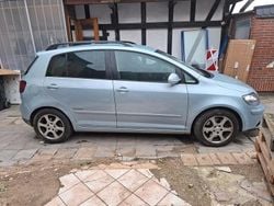 Blau Gebraucht 2008 VW Golf Plus Cross Comfortline Van / Kleinbus | 3.900 € (Superpreis)