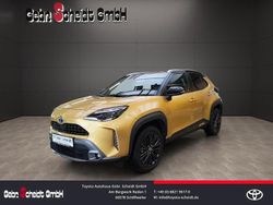 Gold Gebraucht 2022 Toyota Yaris Hybrid Advance Limousine | 24.980 € (Teuer)