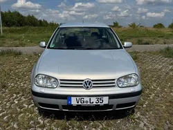 Grau Gebraucht 1998 VW Golf IV Limousine | 4.000 €