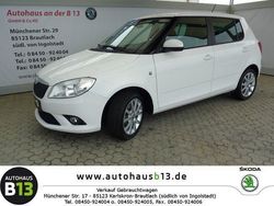 Weiß Gebraucht 2014 Skoda Fabia Best of Kleinwagen | 11.990 € (Etwas zu teuer)