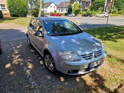 Grau Gebraucht 2007 VW Golf V Limousine | 3.000 € (Guter Preis)