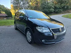 Schwarz Gebraucht 2009 VW Touran Van / Kleinbus | 6.500 € (Teuer)