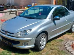 Silber Gebraucht 2004 Peugeot 206 CC Cabrio | 1.700 € (Fairer Preis)