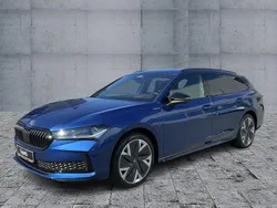 Blau Neu 2025 Skoda Superb SportLine Kombi | 49.970 € (Fairer Preis)