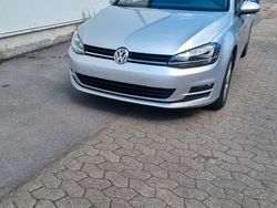 Grau Gebraucht 2015 VW Golf VII LOUNGE Limousine | 11.900 € (Guter Preis)