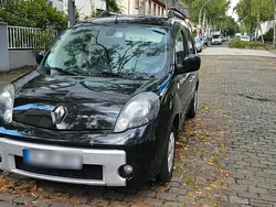 Schwarz Gebraucht 2011 Renault Kangoo Van / Kleinbus | 4.000 € (Fairer Preis)