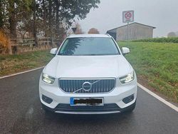 Weiß Gebraucht 2022 Volvo XC40 Inscription SUV | 17.800 € (Superpreis)