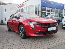 Elexir rot (metallic) Gebraucht 2024 Peugeot 508 Allure Kombi | 24.290 € (Fairer Preis)