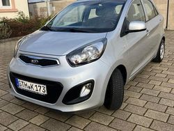 Silber Gebraucht 2015 Kia Picanto FIFA World Cup Edition Kleinwagen | 6.980 € (Fairer Preis)