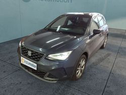 Grau Gebraucht 2024 Seat Arona FR SUV | 21.840 € (Fairer Preis)