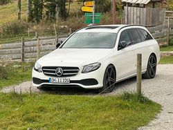 Weiß Gebraucht 2017 Mercedes E220 Avantgarde Kombi | 15.999 € (Superpreis)