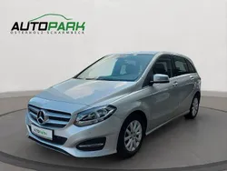 Silber Gebraucht 2017 Mercedes B180 Van / Kleinbus | 16.600 € (Fairer Preis)