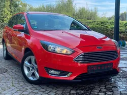 Rot Gebraucht 2015 Ford Focus Titanium Kombi | 7.999 € (Guter Preis)