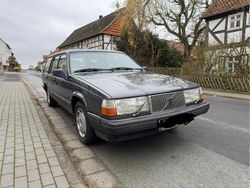 Grau Gebraucht 1992 Volvo 940 Kombi | 1.200 €