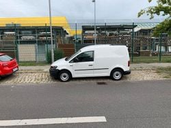 Schwarz Gebraucht 2016 VW Caddy Van / Kleinbus | 8.600 € (Superpreis)