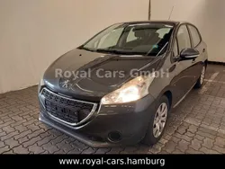 Grau Gebraucht 2014 Peugeot 208 Active Kleinwagen | 5.990 € (Fairer Preis)