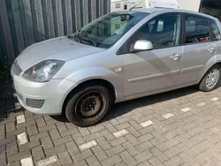 Grau Gebraucht 2007 Ford Fiesta Ambiente Kleinwagen | 1.500 € (Etwas zu teuer)