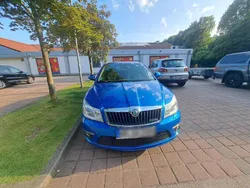 Blau Gebraucht 2010 Skoda Octavia Kombi | 5.500 € (Fairer Preis)