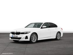 Weiß Gebraucht 2025 BMW 318 Limousine | 33.972 € (Guter Preis)