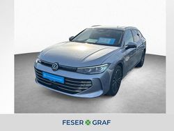 Oyster silver metallic Gebraucht 2024 VW Passat Elegance Kombi | 37.960 € (Fairer Preis)